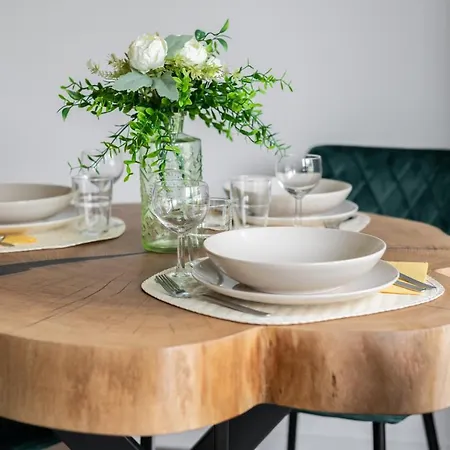 Apartments With Garden Dmowskiego 81 By Noclegi Renters Poznań Zewnętrze zdjęcie