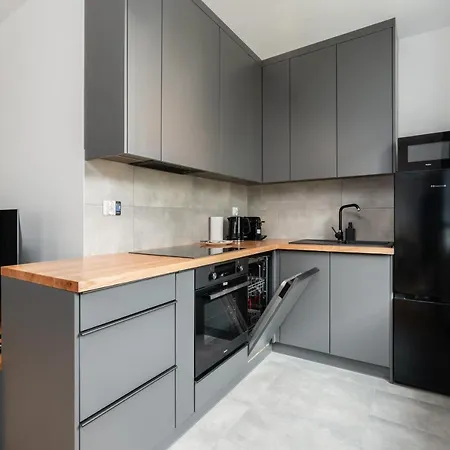 Apartments With Garden Dmowskiego 81 By Noclegi Renters Poznań Zewnętrze zdjęcie